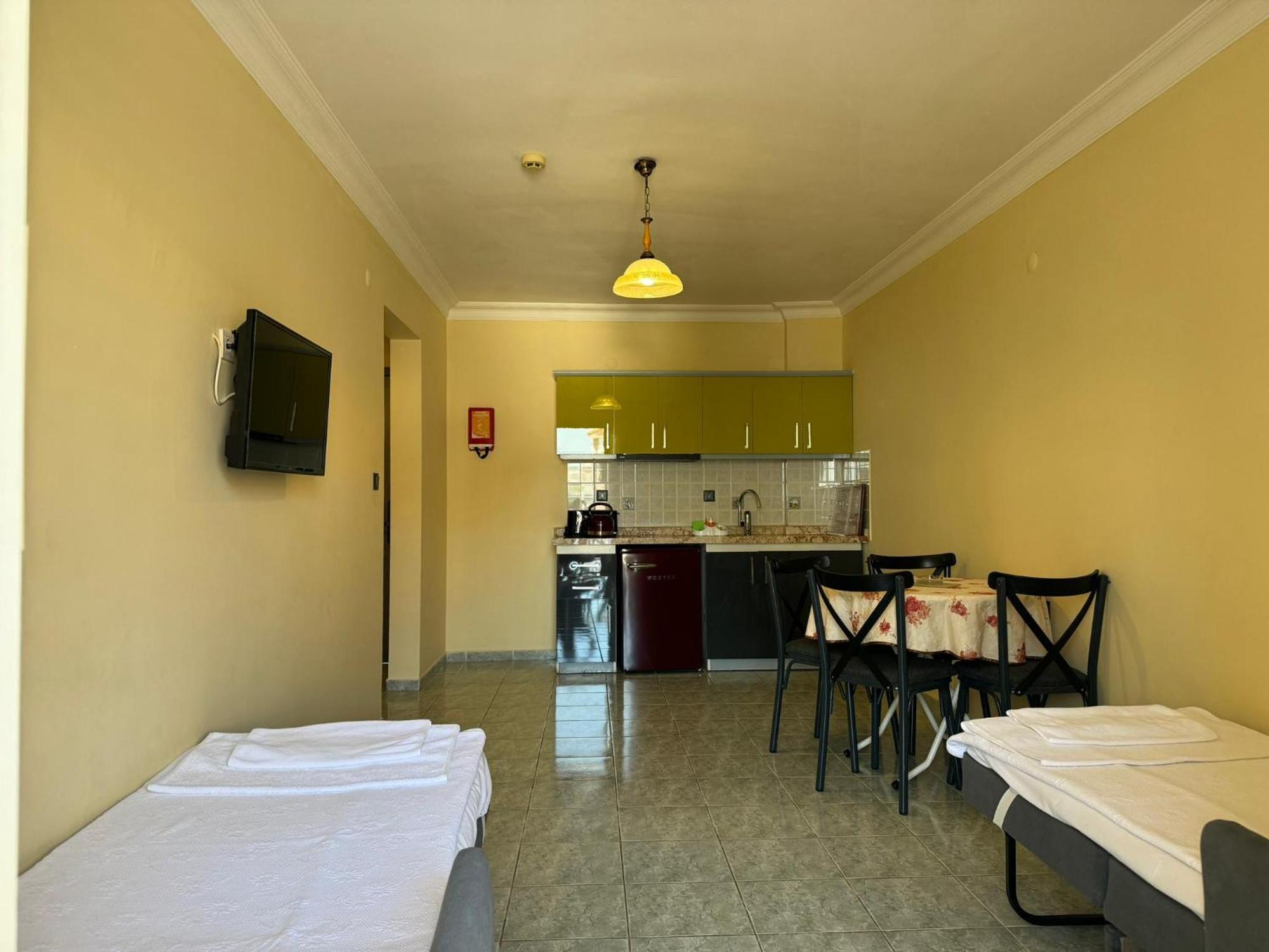 מרמריס Ozlem 2 Apart Hotel מראה חיצוני תמונה