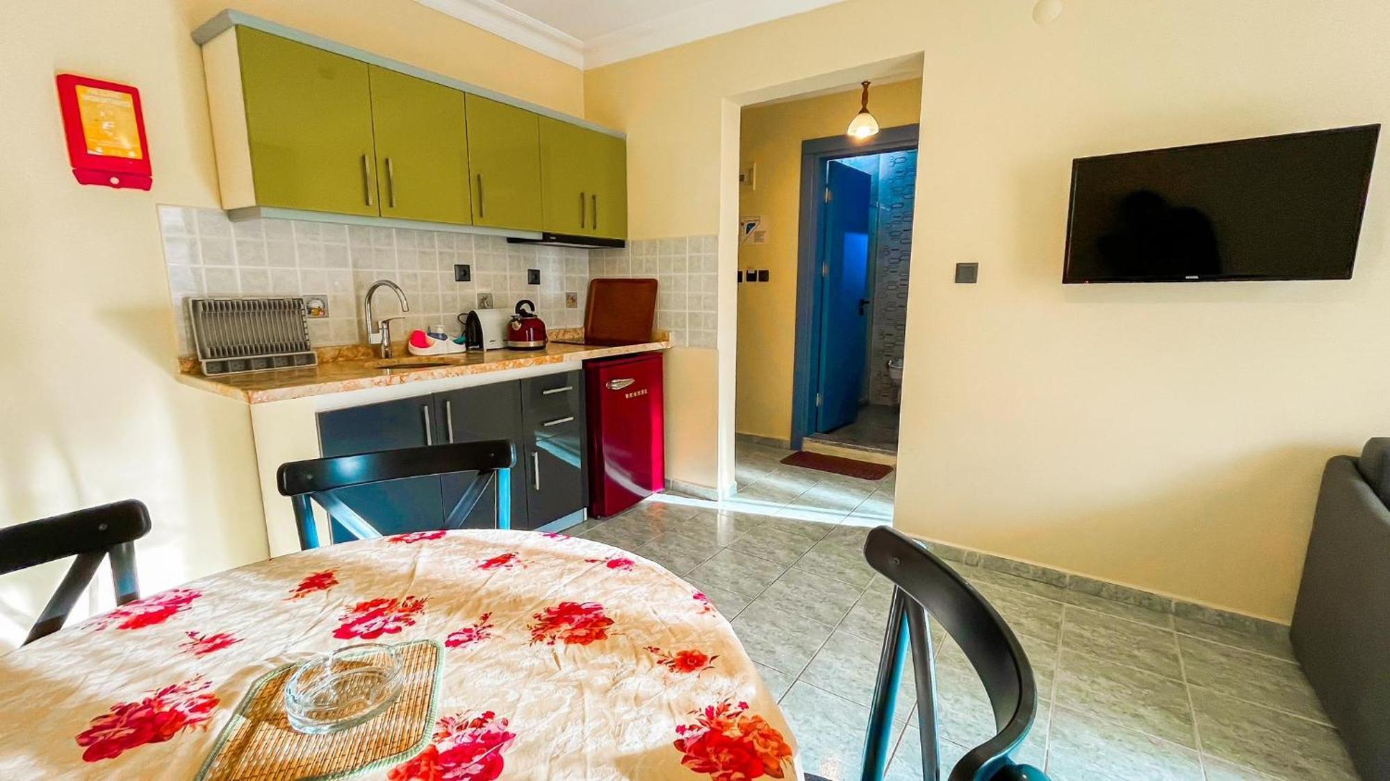 מרמריס Ozlem 2 Apart Hotel מראה חיצוני תמונה